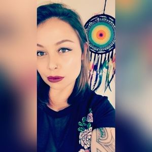 Meet your Posher, Suzy